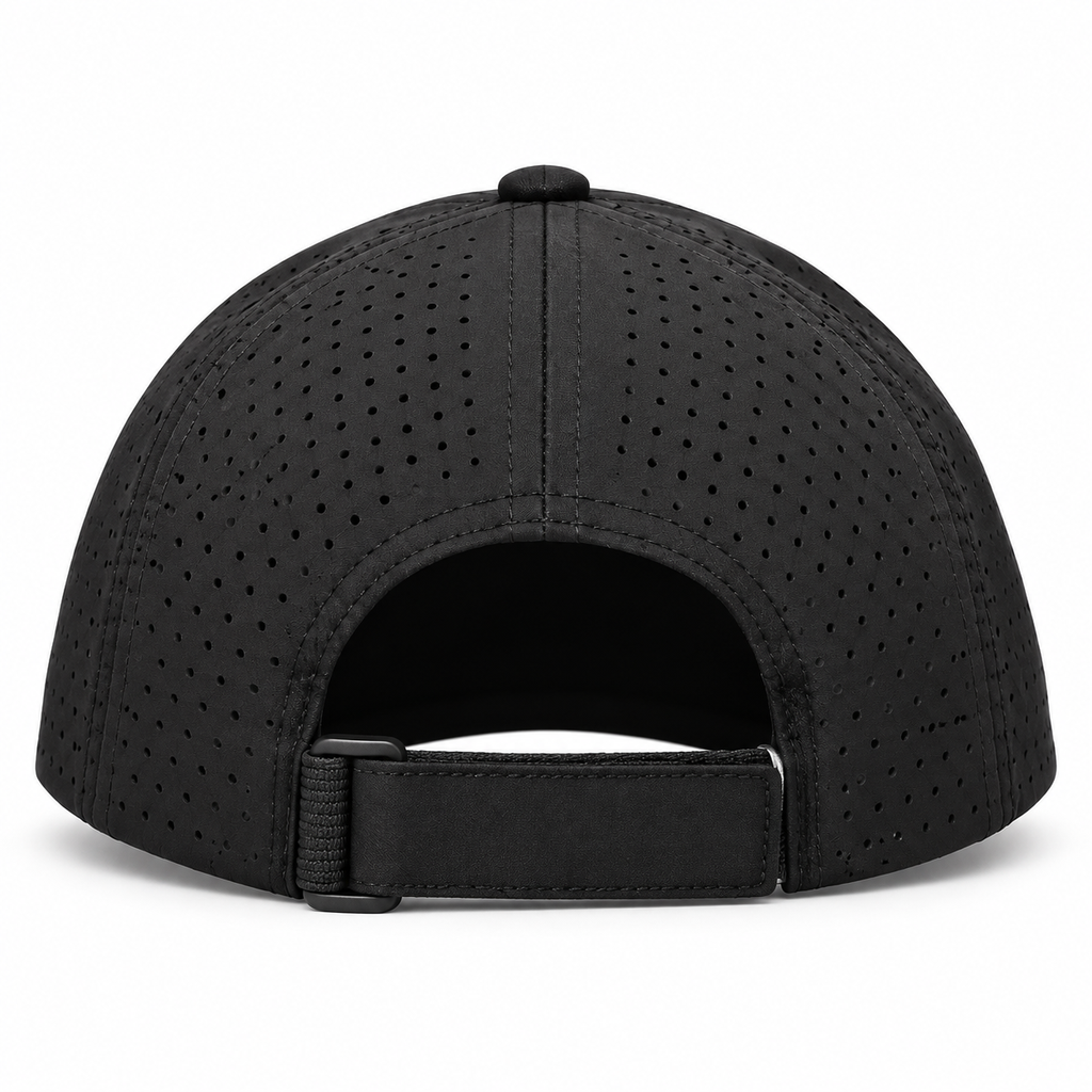 Gorra negra perforada, vista trasera.webp